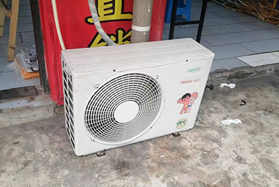 红安空调突然不制冷只吹自然风怎么办？